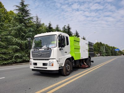 東風(fēng)天錦吸塵車國(guó)VI