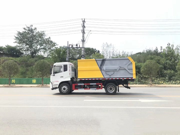 國六·東風(fēng)天錦15方對(duì)接垃圾車